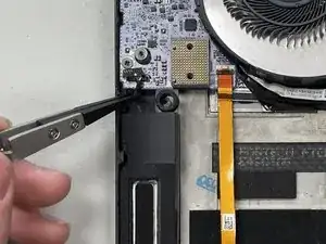 11t5UhOtgdX2SS66