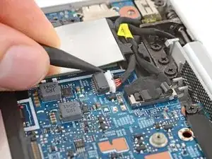 Desconexão do cabo do conector de energia do EliteBook 840 Aero G8 da HP