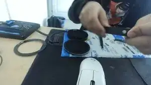 So here you want to make sure you pick an appropriately small drive tip.