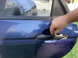 2007 Kia Spectra Rear Driver Side Exterior Handle Replacement