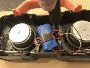 F3VNm63h2YxiUiwi