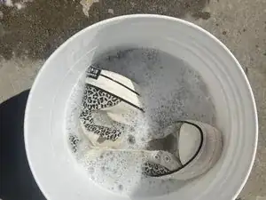 GVVocrHPekIiM2NS
