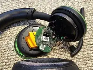 H52krUjVPAri4x3Q