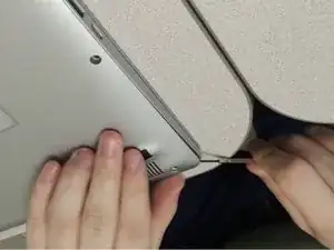 HK3OTC3IpBeBr2Wt