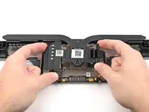 LN43xyqhYQEpuKAw