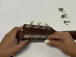 Tuning Pegs
