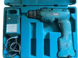 Makita 6011D Cordless Drill — Setup, Use & Basic Care (Technique)