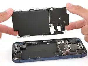 iPhone 17 Pro Max Battery Removal