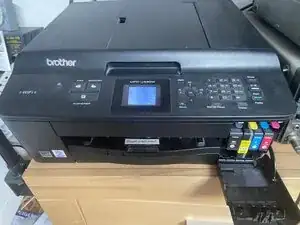 Cleaning the light barriers for cartridge detection