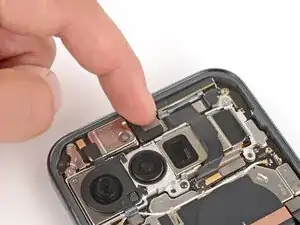 Google Pixel 10 Pro XL Front Camera Installation