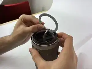 V3LyuhExYtEGqImT