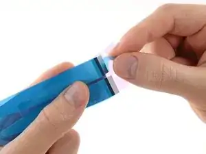 Como aplicar adesivo estica-solta em uma bateria