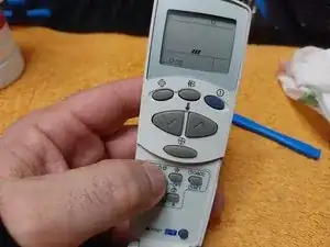 YEgrN32mOXTRmLyL