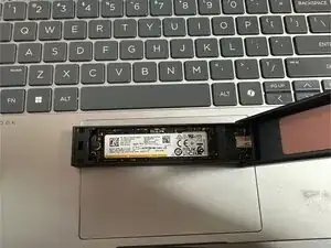 Diagnosing and Erasing SSDs (Solid State Drive)