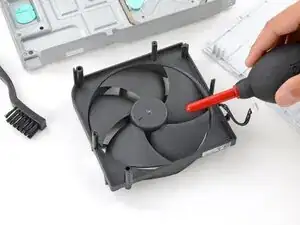 How to Open and Clean an Xbox Series S