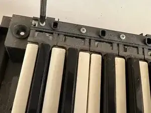 iUxAhDZcNcGYEyno