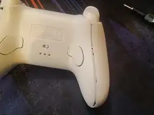 Disassembling 8BitDo Ultimate Bluetooth Controller