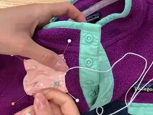 This video shows how to complete the blanket stitch in one movement by following the instructions in the previous step.