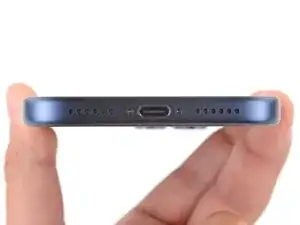 iPhone 17 Pro Max Pentalobe Screws Removal (Back Glass)