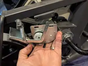 rwyrysFjT4bETc56