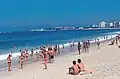 Praia de Copacabana, na cidade brasileira do Rio de Janeiro: um típico local de consumo do chá mate gelado