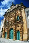 Igreja da Ordem Terceira de São Francisco, em Salvador: a única igreja em estilo plateresco do Brasil[4]