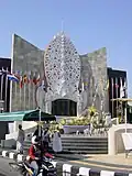 Monumento em Kuta, em Bali, lembrando o atentado de 2002