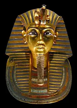 Máscara funenária de Tutankhamon.