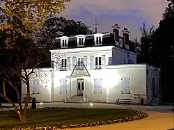 O château de Gros Buisson.