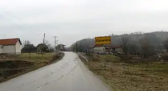 Entrada da vila de Kamenica