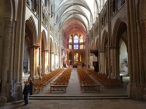 Coro da Catedral de Nevers (1211-1331)