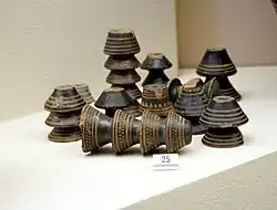 Cossoiros em terracota, Grécia Antiga, século X a.C. Museu de Cerâmico, Atenas