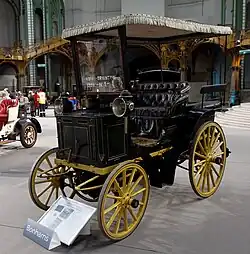 Panhard et Levassor 4 CV com carroceria "Wagonette", 1896.