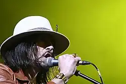 Garry Cobain, membro da banda, no Gogolfest, em Kiev, Ucrânia (2009).