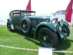 Gurney Nutting Sportsman Coupé 1930, frequentemente considerado o carro que competiu no Trem Azul; na verdade, foi entregue a Barnato semanas após a corrida. Foto do Concurso de 2009.