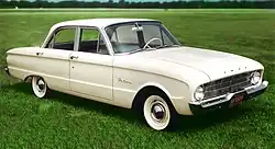 Ford Falcon sedã 4 portas 1960