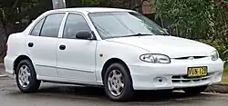 Dianteira do Hyundai Excel sedan, Austrália