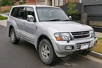 2004 Middle East Mitsubishi Pajero GLS.