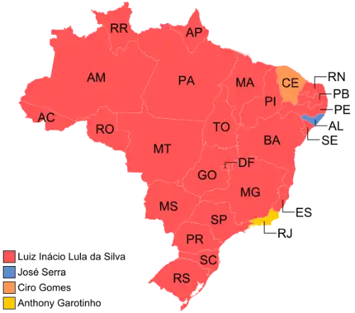 Estados e territórios onde cada candidato venceu, segundo a legenda.