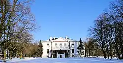 Palácio em Kiernozia