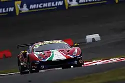 Ferrari 488 GTE EVO número 71 competindo pela classe LMGTE Pro nas 6 Horas de Fuji de 2018 no WEC.