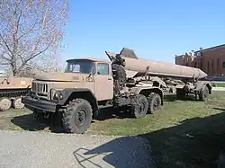 Trator ZIL-131V com míssil R-17 Elbrus SCUD