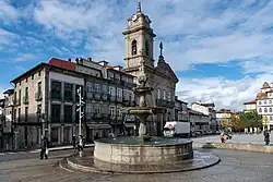 A envolvente da igreja