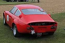 Vista traseira do veículo