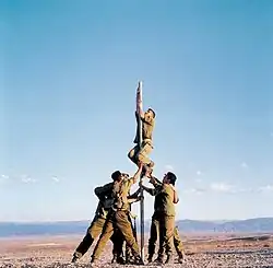 Sem título, da série “Soldados”, 1998.