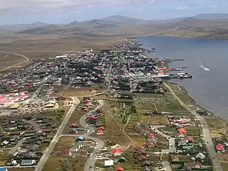 Vista aérea de Porto Stanley, Ilhas Malvinas