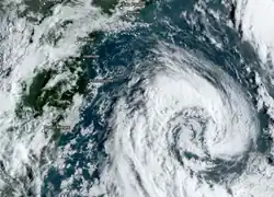 Akará como uma raríssima tempestade tropical no Atlântico Sul no início da manhã de 19 de fevereiro