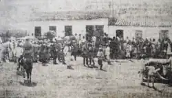 Polícia e equipe de perícia em Alagadiço, 26 de junho de 1936.[2]