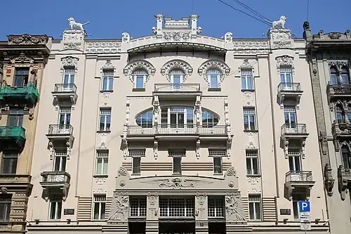 Construção em Alberta iela 4