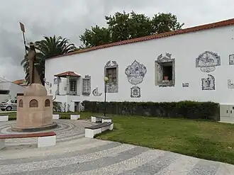 Monumento à Padeira de Aljubarrota